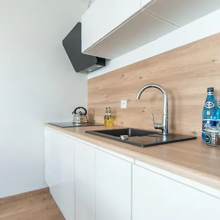 Rent Like - Neptun Ii