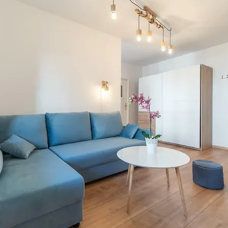 Rent Like - Neptun Ii *