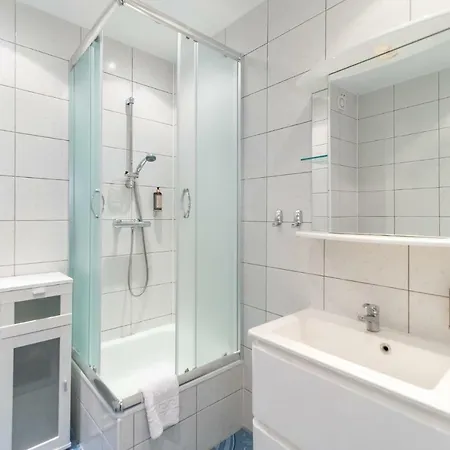 Rent Like - Neptun Ii